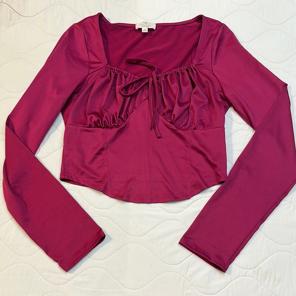 LIVE IN THE MOMENT Corset-style Longsleeve
